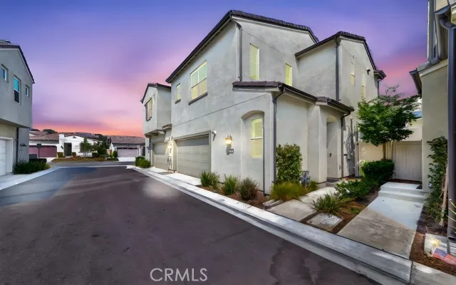 4127 Cameron Way 103, Corona, California 92883
