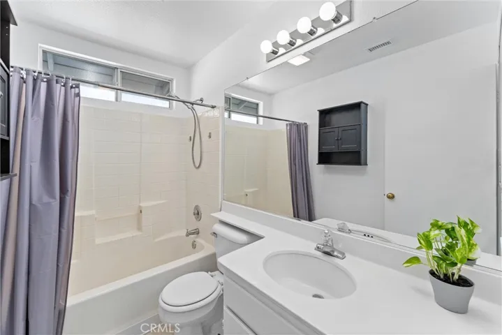 Bathroom #2
