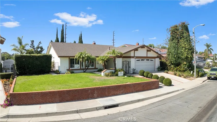 24092 Parkhill Road, Lake Forest, California 92630