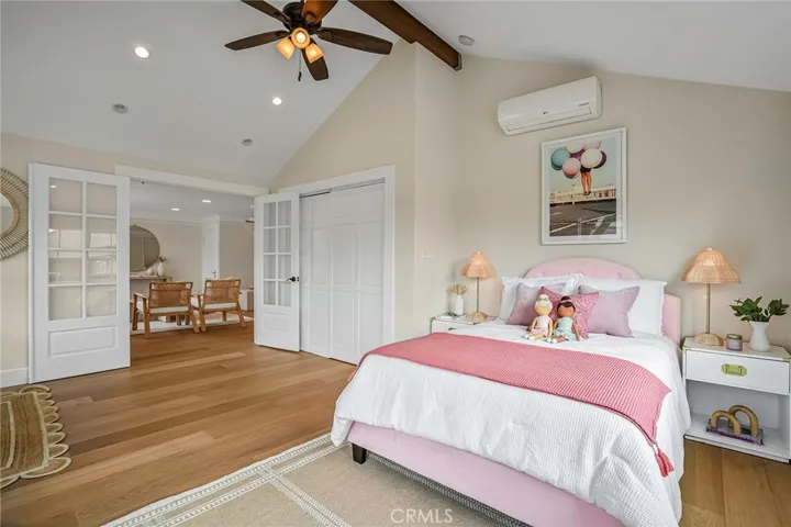 The oversized front bedroom gives so much flexibility.