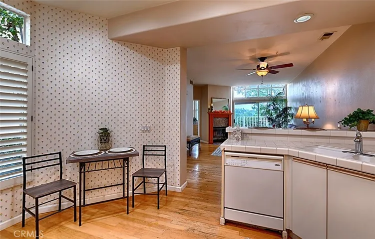 904 S Country Glen Way, Anaheim, California 92808