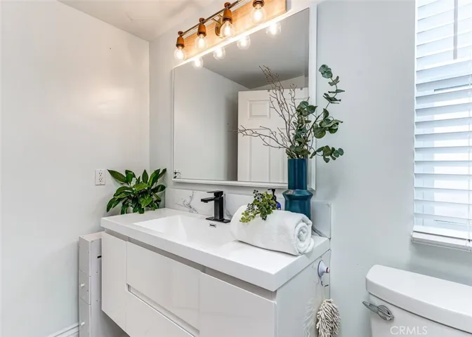 4842 Sapphire Way, Cypress, California 90630