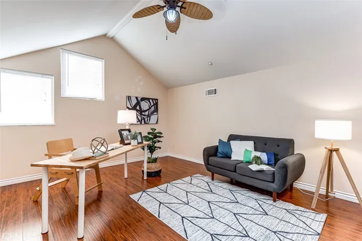 4842 Sapphire Way, Cypress, California 90630