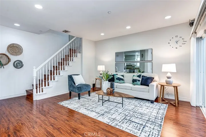 4842 Sapphire Way, Cypress, California 90630