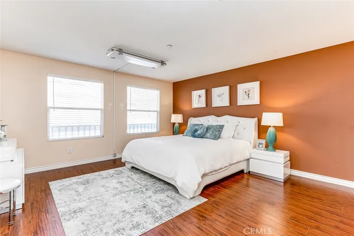 4842 Sapphire Way, Cypress, California 90630