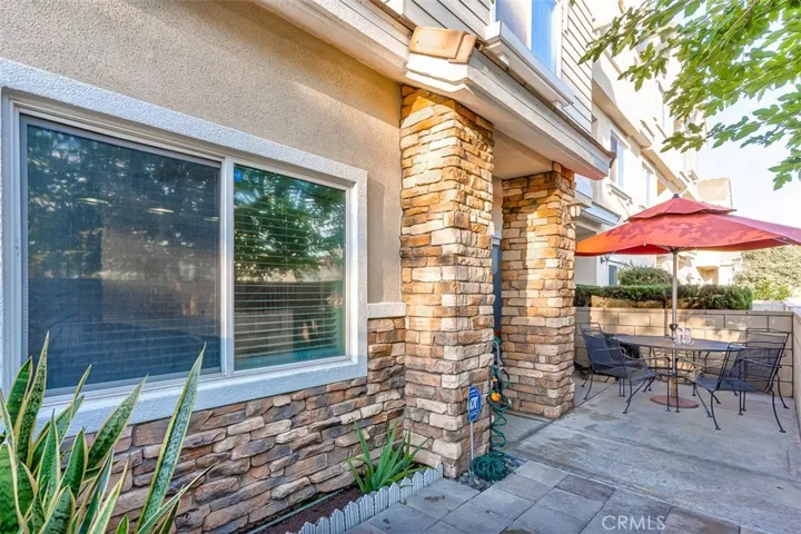 4842 Sapphire Way, Cypress, California 90630