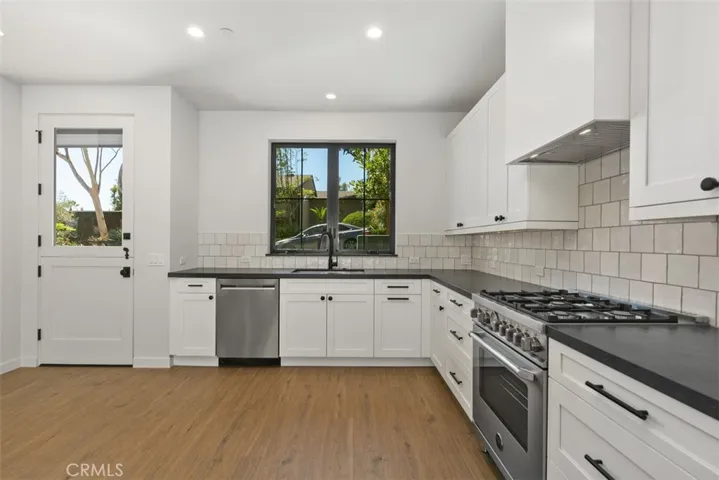 28832 Shady Place, Laguna Beach, California 92651