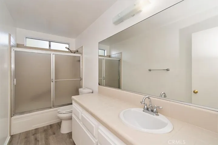 1330 La Serena Drive, Glendora, California 91740