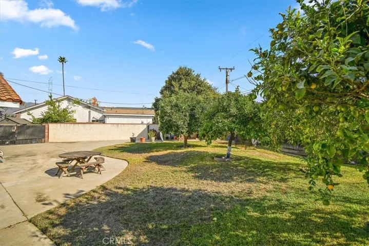 1330 La Serena Drive, Glendora, California 91740