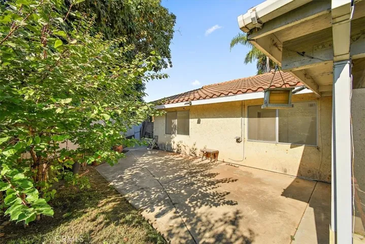 1330 La Serena Drive, Glendora, California 91740
