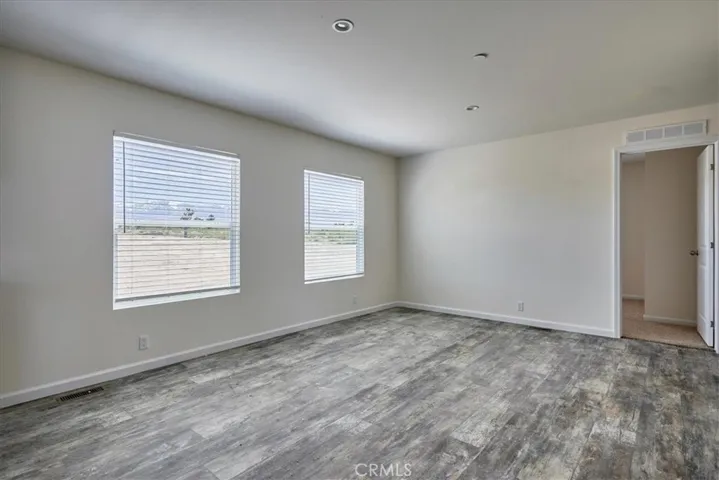 9426 Gitano Road, Phelan, California 92371