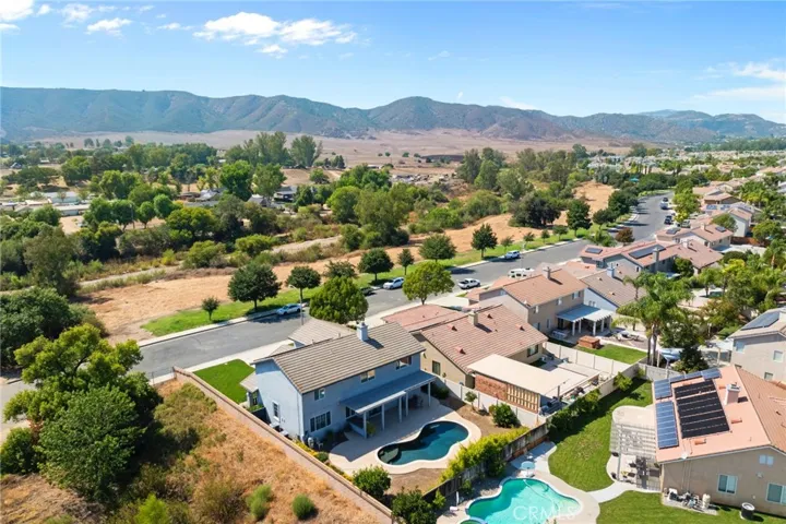 24592 Calle Estancia, Murrieta, California 92562