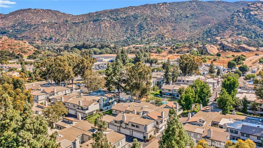 6508 Twin Circle Lane 1, Simi Valley, California 93063