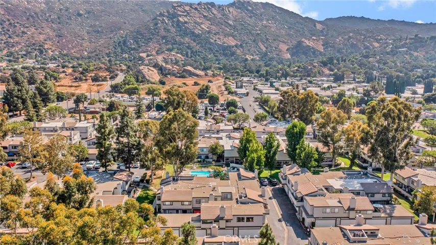 6508 Twin Circle Lane 1, Simi Valley, California 93063