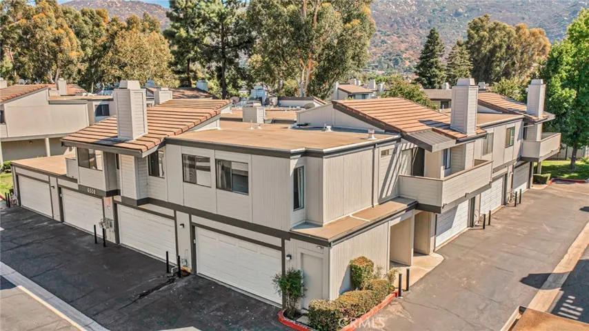6508 Twin Circle Lane 1, Simi Valley, California 93063