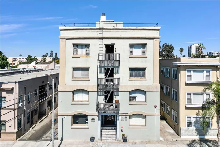 323 W 4th Street 106, Long Beach, California 90802