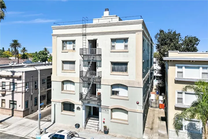 323 W 4th Street 106, Long Beach, California 90802