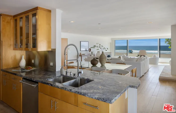 3412 Ocean Front Walk 201, Marina Del Rey, California 90292