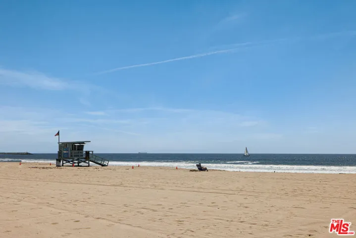3412 Ocean Front Walk 201, Marina Del Rey, California 90292