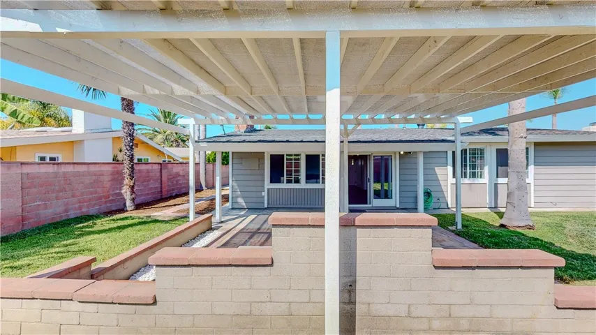 9902 Pacific Avenue, Anaheim, California 92804