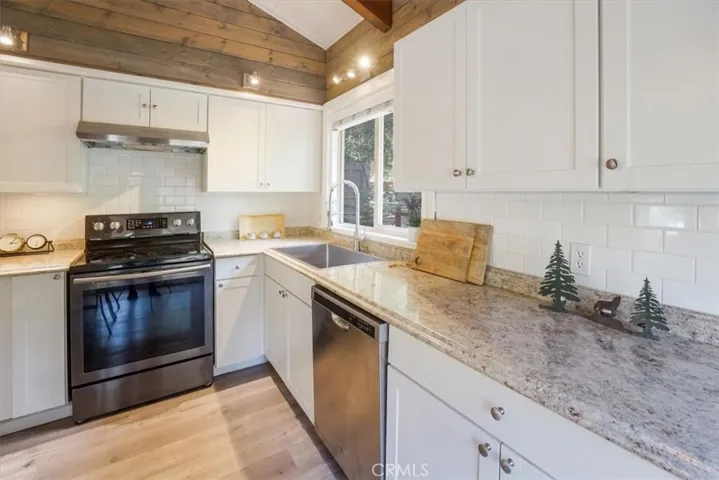 15808 Mil Potrero, Pine Mountain Club, California 93222