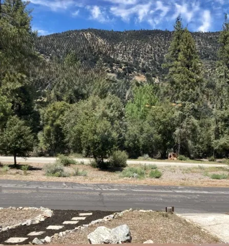 15808 Mil Potrero, Pine Mountain Club, California 93222