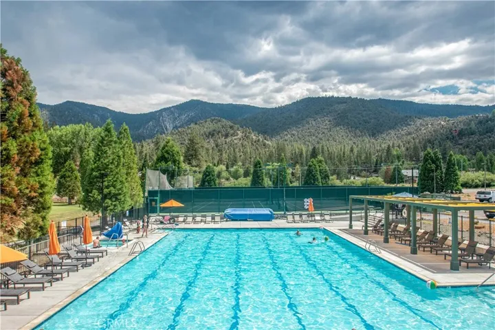 15808 Mil Potrero, Pine Mountain Club, California 93222