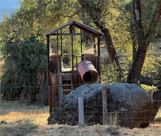 5263 Schafer Road, Mariposa, California 95338