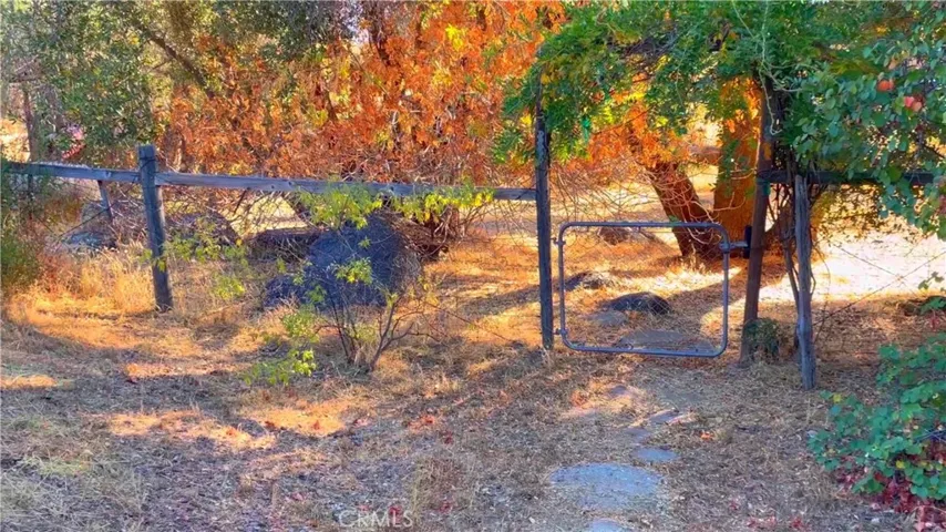 5263 Schafer Road, Mariposa, California 95338