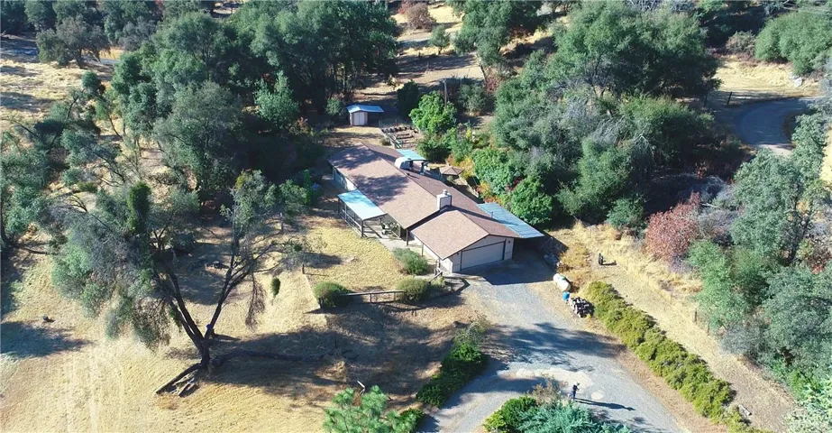 5263 Schafer Road, Mariposa, California 95338