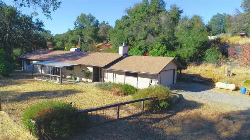5263 Schafer Road, Mariposa, California 95338