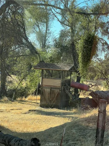 5263 Schafer Road, Mariposa, California 95338