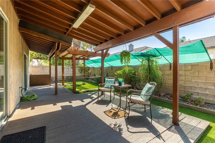 13539 Whipple Street, Fontana, California 92336