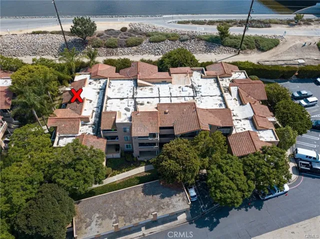 Quiet location - SeaSpray has direct access to bike trail