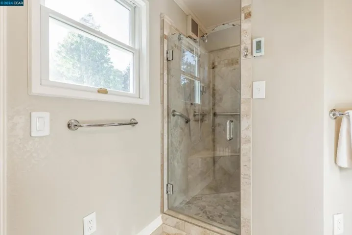 9 Oak Ln, Fairfield, California 94534