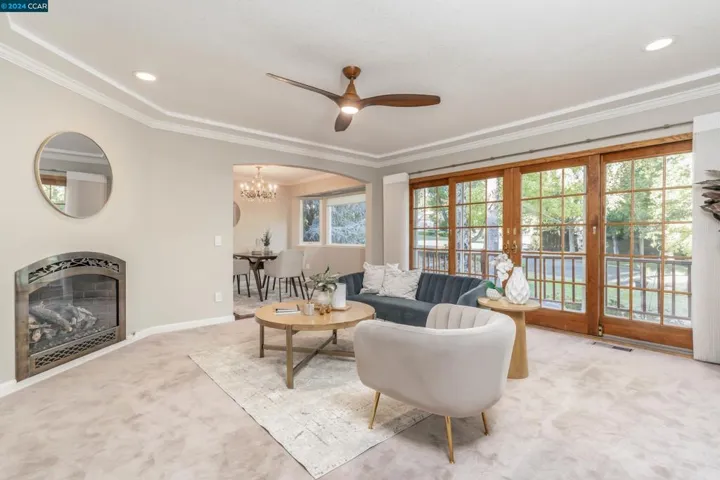 9 Oak Ln, Fairfield, California 94534