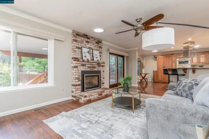 9 Oak Ln, Fairfield, California 94534
