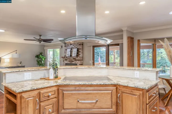 9 Oak Ln, Fairfield, California 94534