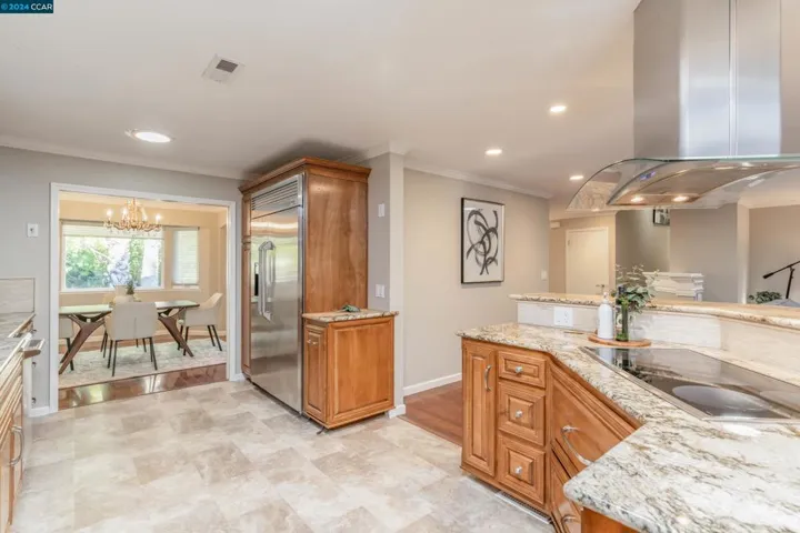 9 Oak Ln, Fairfield, California 94534