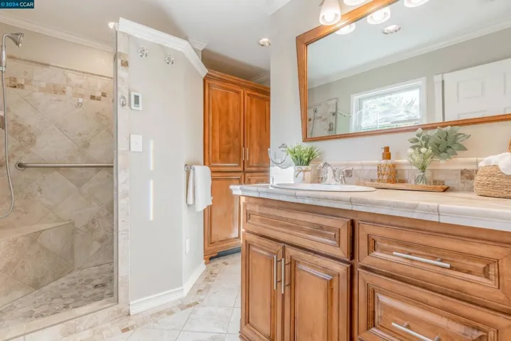 9 Oak Ln, Fairfield, California 94534