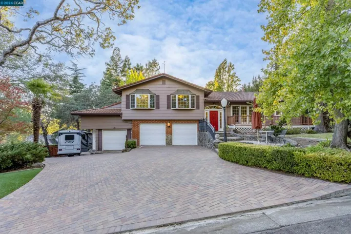 9 Oak Ln, Fairfield, California 94534