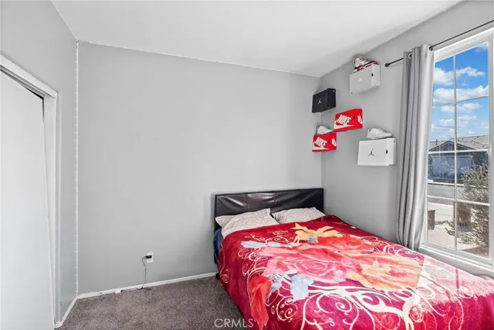 15645 Red Oak, Victorville, California 92394