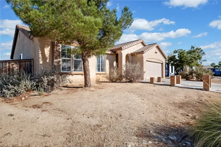 15645 Red Oak, Victorville, California 92394