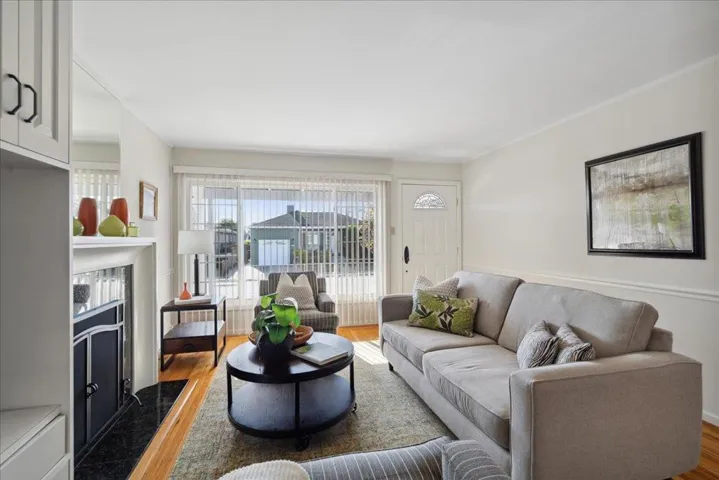 77 Antioch Drive, San Mateo, California 94403