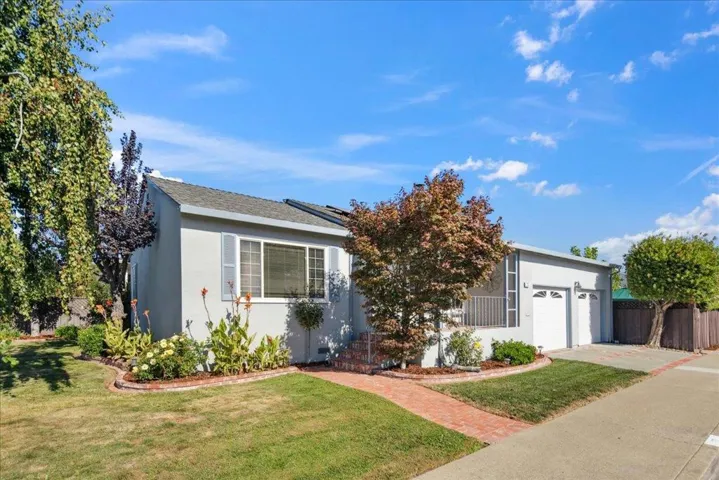 77 Antioch Drive, San Mateo, California 94403