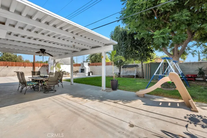 9620 Crebs Avenue, Northridge, California 91324