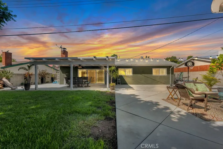 9620 Crebs Avenue, Northridge, California 91324