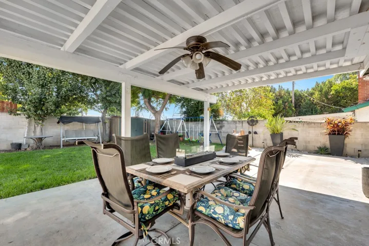 9620 Crebs Avenue, Northridge, California 91324