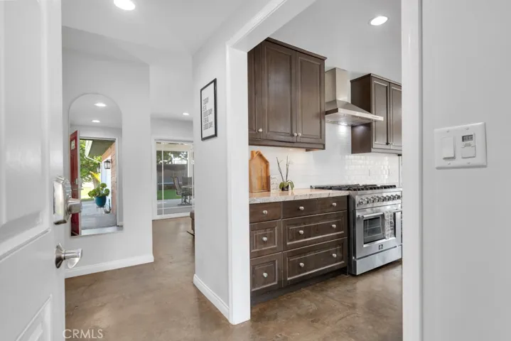 9620 Crebs Avenue, Northridge, California 91324