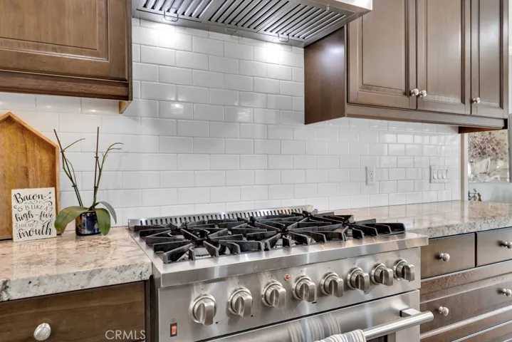 9620 Crebs Avenue, Northridge, California 91324